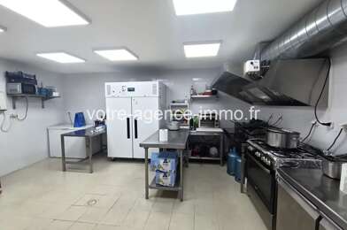 Commerce  156450 €