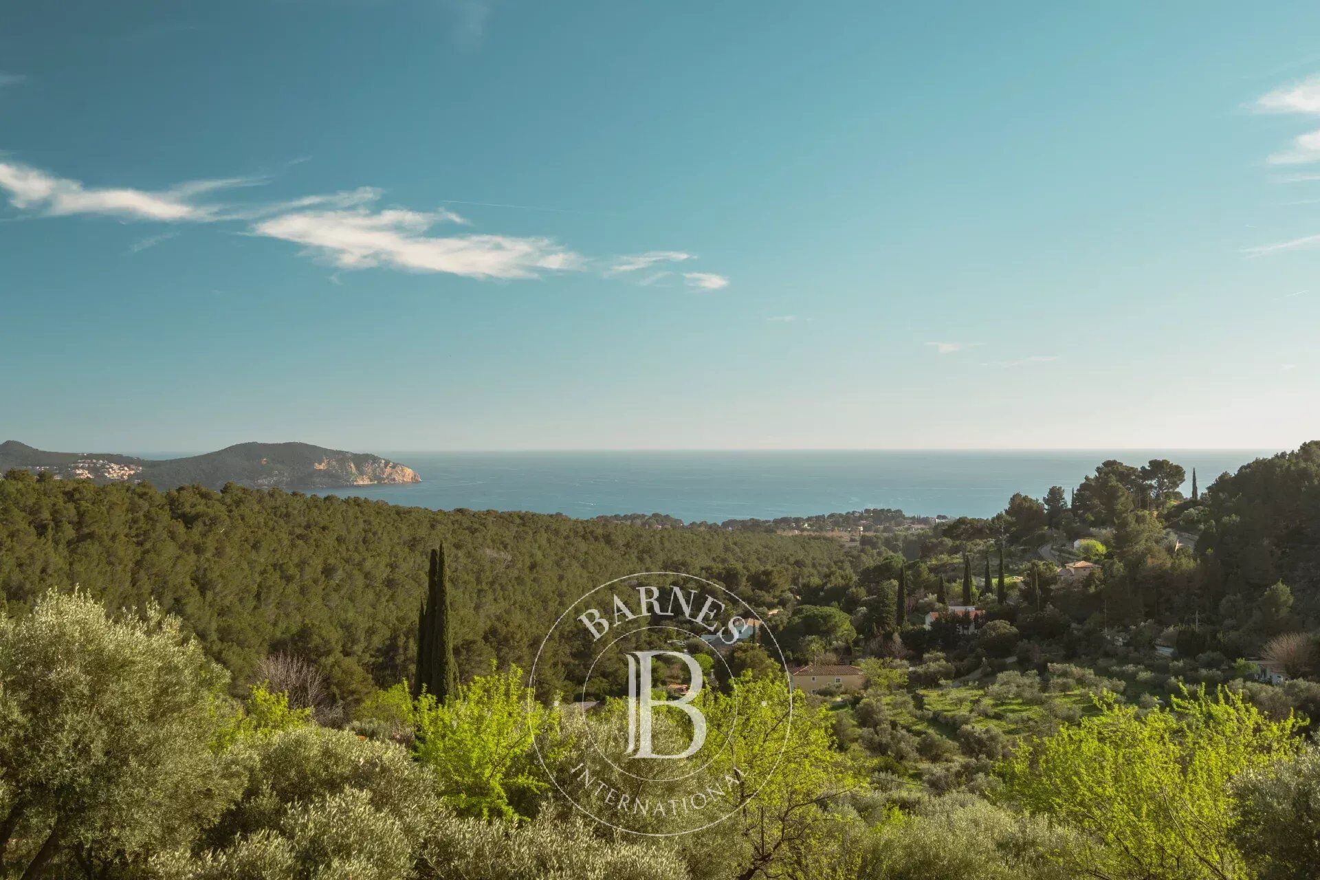 Villa / Maison  T7 à vendre Ceyreste 13600