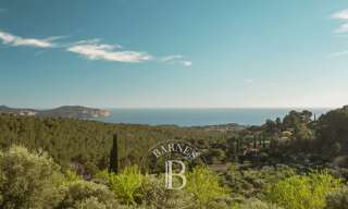 Maison 7 Pièces 258 m² à vendre à Ceyreste (13600)