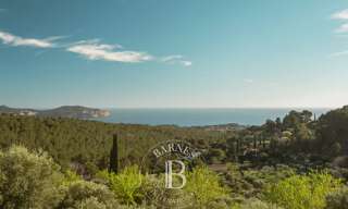 Maison 7 Pièces 258 m² à vendre à Ceyreste (13600)