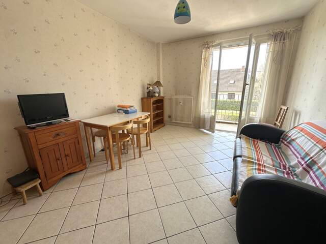 Dijon Montchapet - appartement T2 de 49m² avec balcon et parking — photo du bien