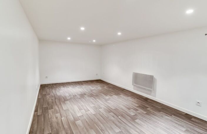 TOULOUSE - Saint-Cyprien - Local Professionnel — photo 2