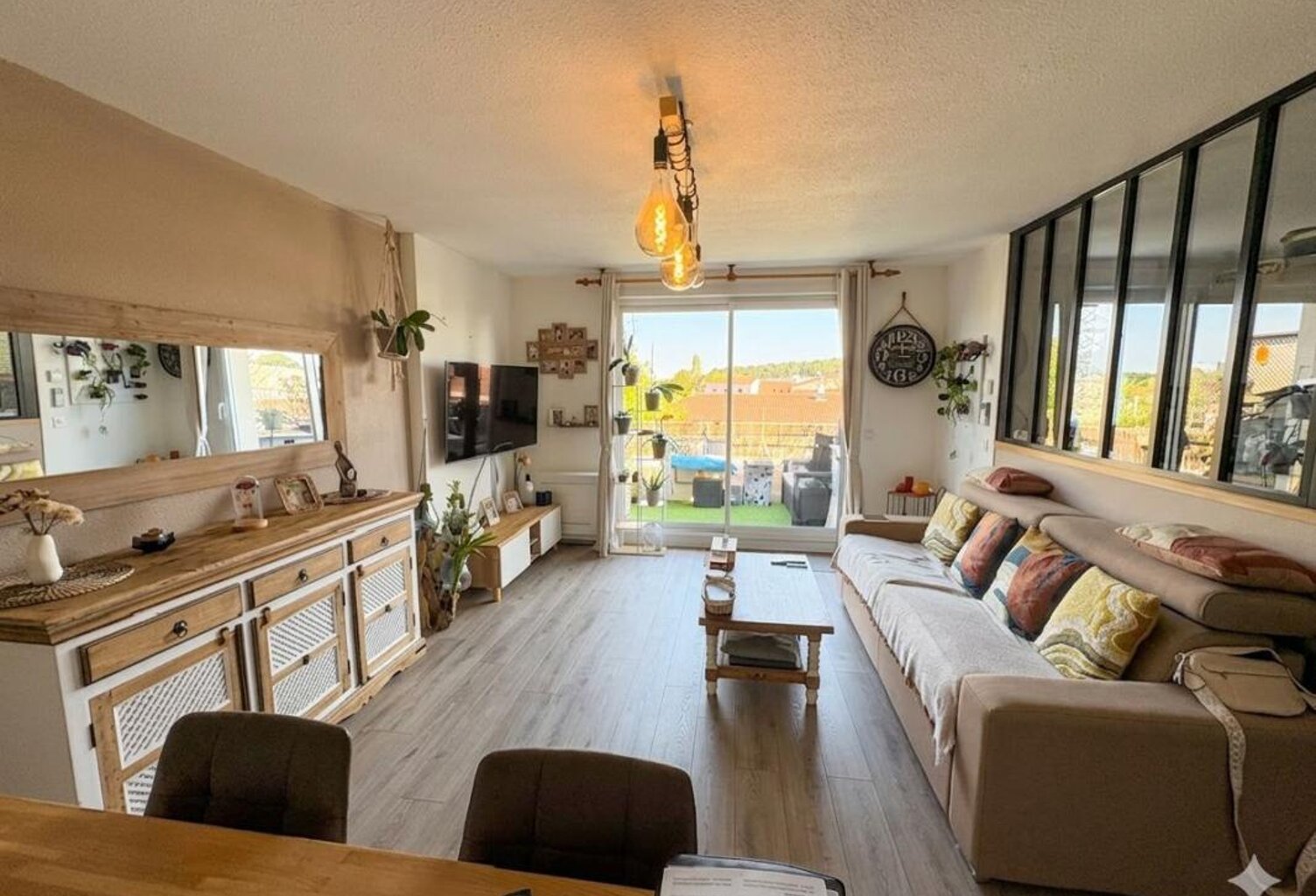 Appartement À Vendre — photo 1