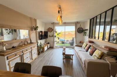 Appartement À Vendre — photo du bien