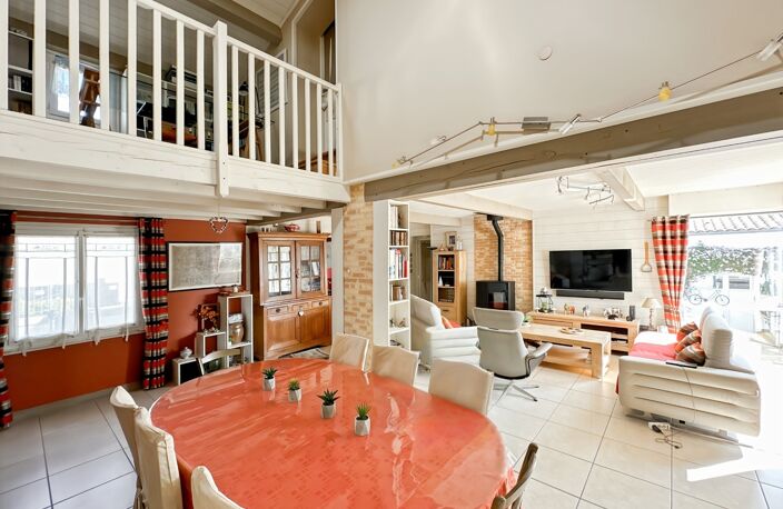 Maison à vendre à Puilboreau de plain-pied, 7 pièces, 175m², jardin et garage — photo 2