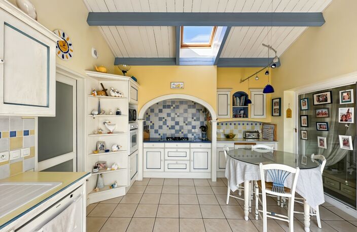 Maison à vendre à Puilboreau de plain-pied, 7 pièces, 175m², jardin et garage — photo 5
