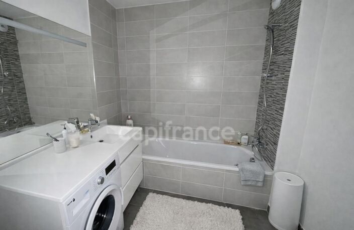 Appartement T3 -  CLUSES (74) — photo 4