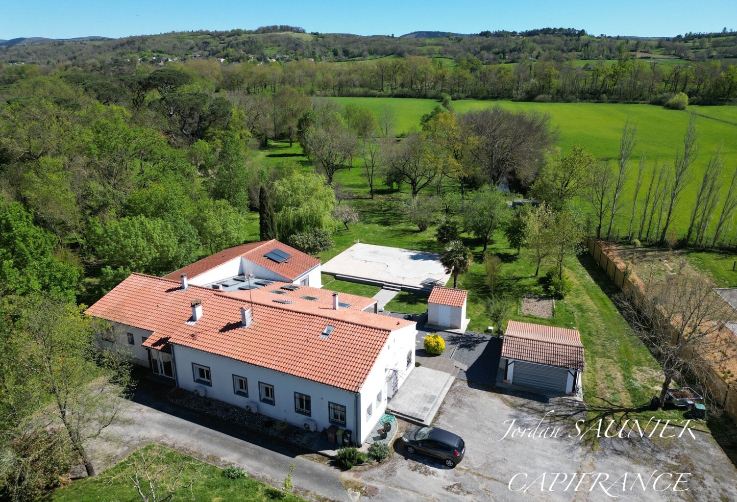 Propriété d'Exception à vendre 8 pièces REVEL (31) — photo 1