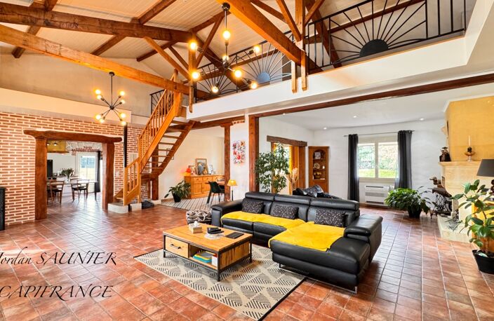 Propriété d'Exception à vendre 8 pièces REVEL (31) — photo 3