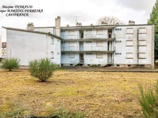 Immeuble de Rapport 11 logements LA GUICHE (71) — photo du bien