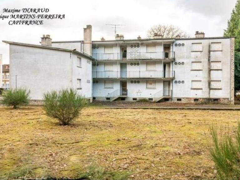Immeuble de Rapport 11 logements LA GUICHE (71) — photo 1