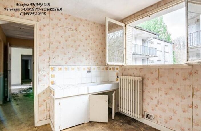 Immeuble de Rapport 11 logements LA GUICHE (71) — photo 4