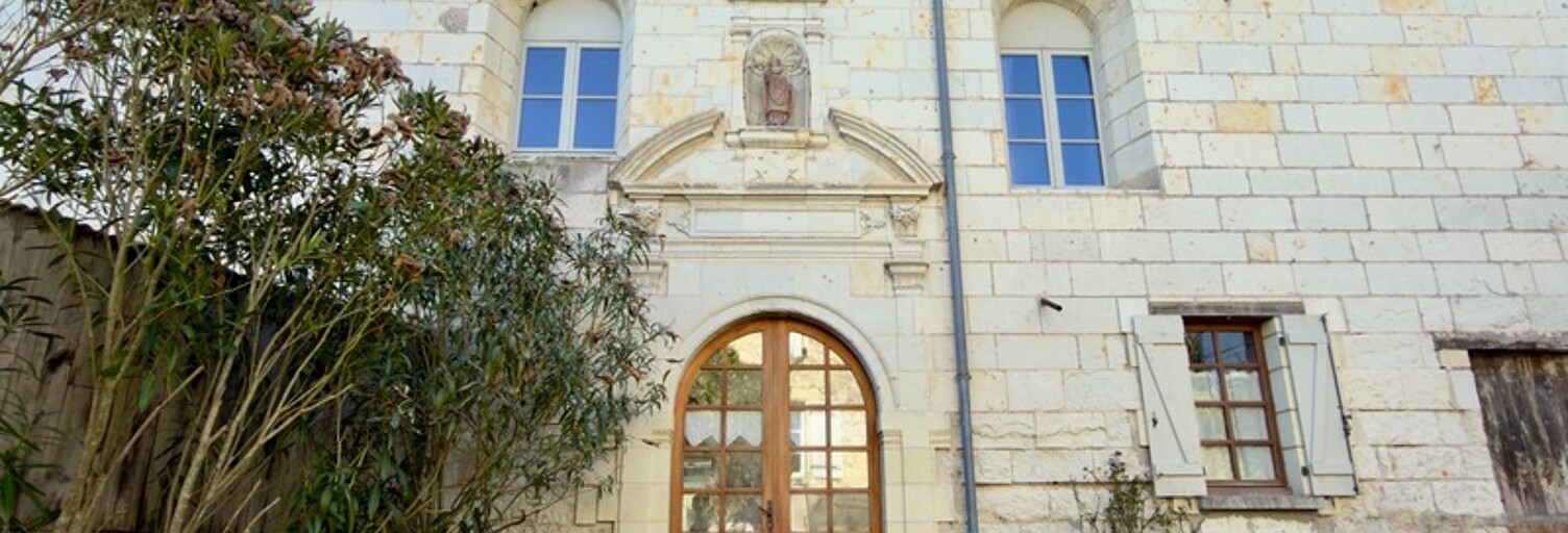 Maison 14 Pièces 265 m² à vendre à Gennes-Val-de-Loire (49350)