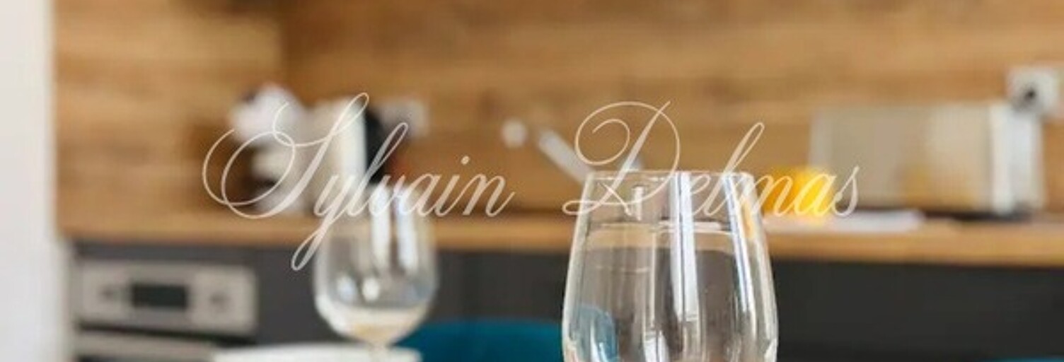 Immeuble  350 m² à vendre à Tours (37000)