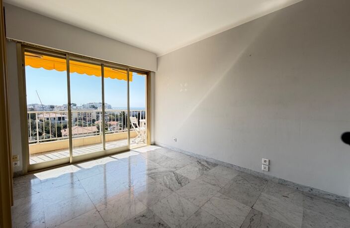 ✨ Exceptionnel - Appartement 3 pièces – Vue mer panoramique –parking et cave- Juan-les-Pins — photo 3