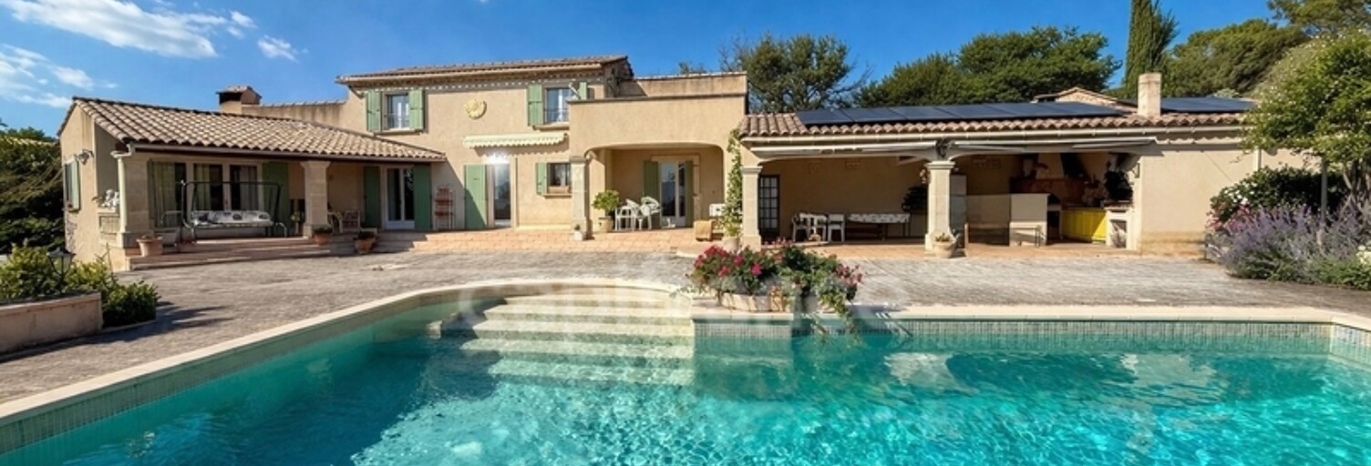 Maison 7 Pièces 155 m² à vendre à Lauris (84360)