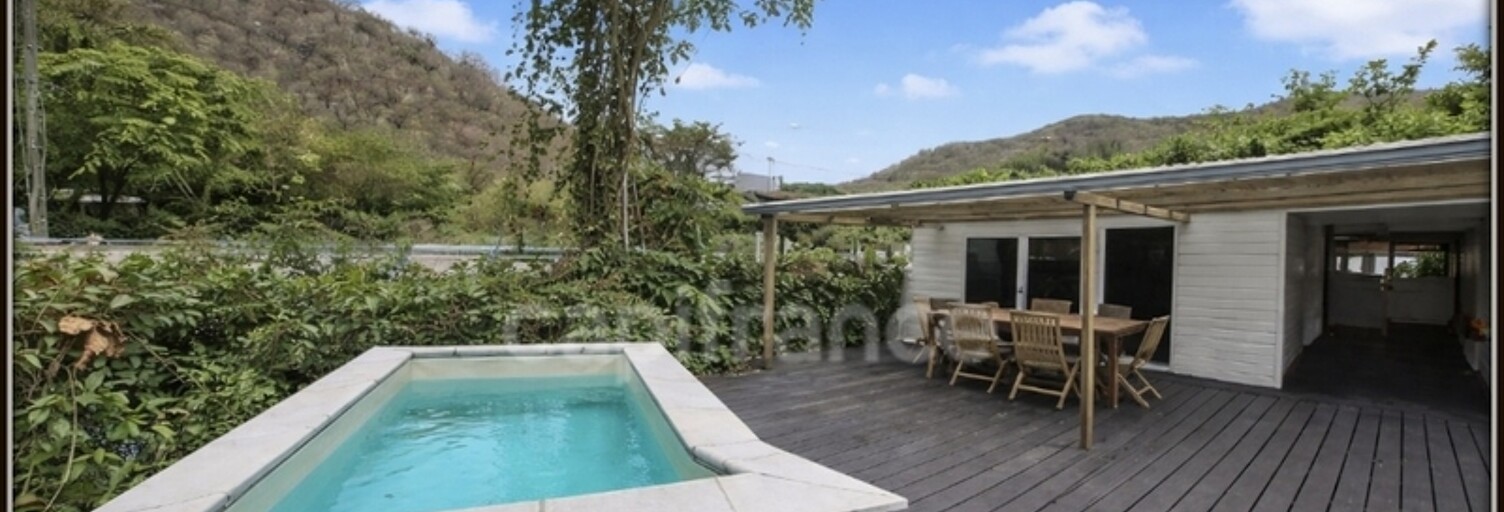 Maison 3 Pièces 57 m² à louer à Case-Pilote (97222)