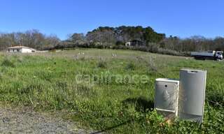 Terrain  968 m² à vendre à Cursan (33670)