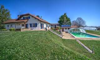 Maison 5 Pièces 324 m² à vendre à Échenevex (01170)