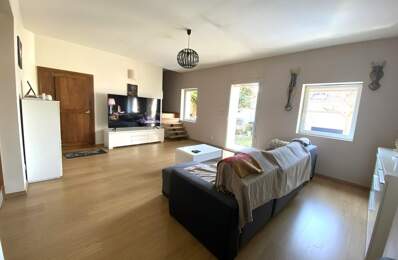 Maison de village entièrement rénovée 6 pièces sur Vaux en Bugey — photo du bien