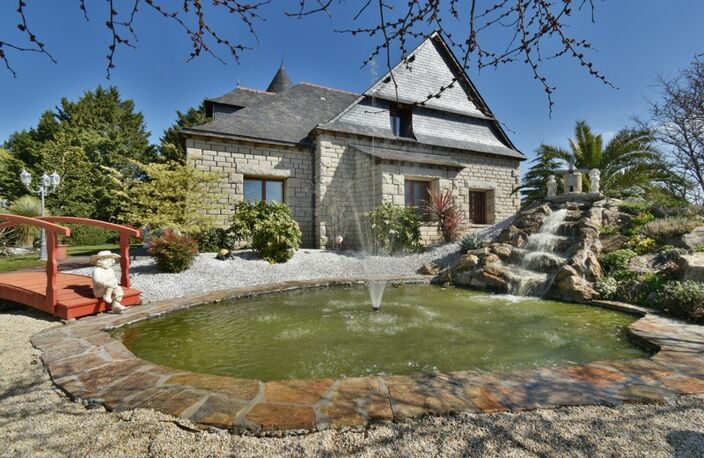 Dpt Mayenne (53), à vendre à 15 km de LAVAL  Maison de caractère de 240 m² en granit avec parc paysager — photo 2