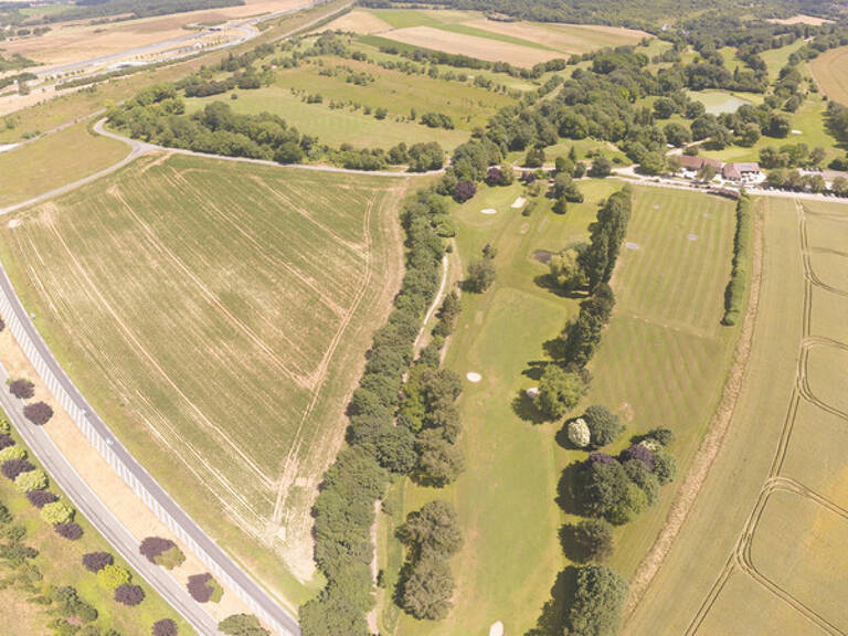 Dpt Aisne (02), Château-THierry, ensemble immobilier de 52 hectares — photo 1