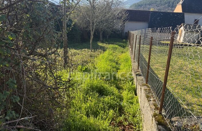 Maison ancienne avec grange et terrain — photo 4