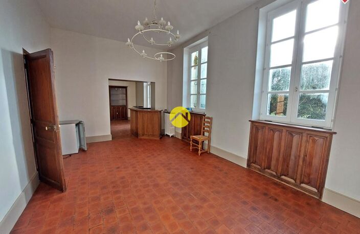 MAISON AVEC DÉPENDANCES ET PISCINE — photo 2