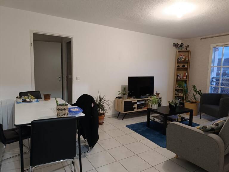 Pont Du Château 48m² F2 avec parking — photo 1