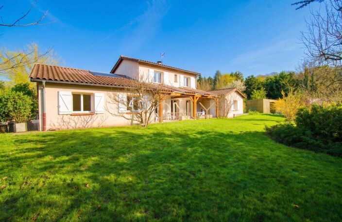 Saint Didier de Formans - Maison brique - 176m² habitables - 4 Chambres - Garage — photo 2