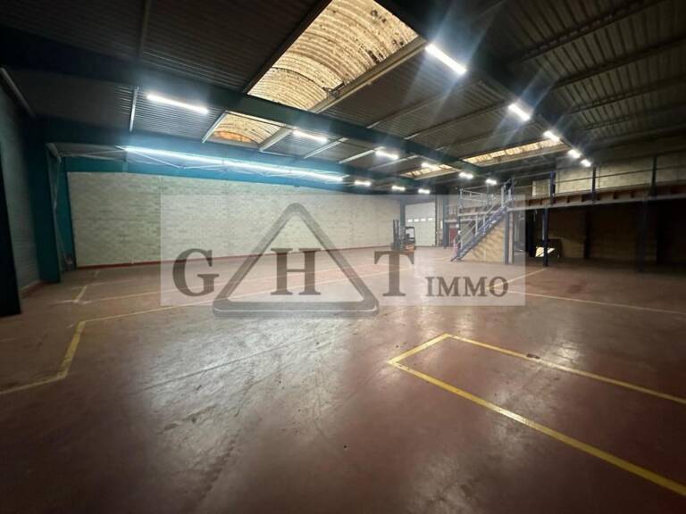 ENTREPOT 1220M² A VENDRE LISSES — photo 1
