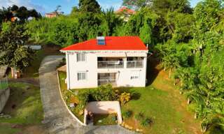 Maison 5 Pièces 129 m² à louer à Saint-Esprit (97270)