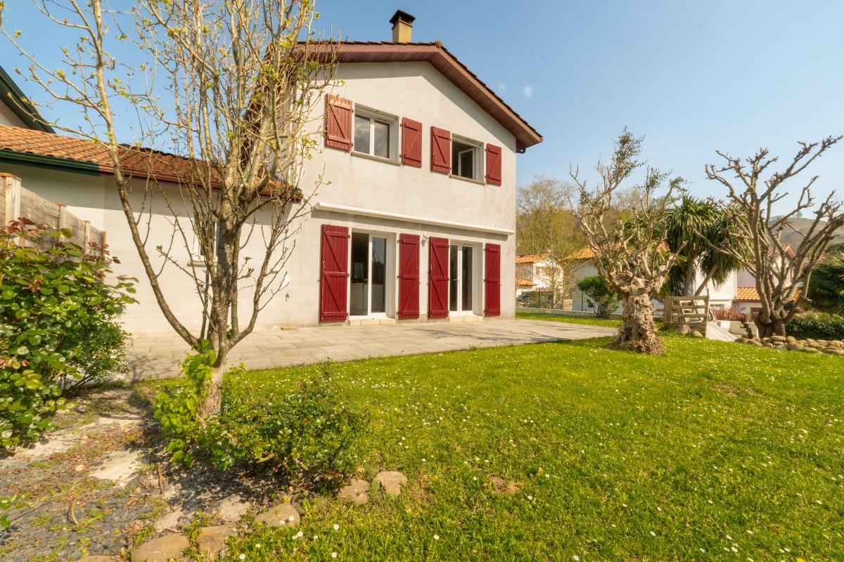 Villa / Maison  T4 à vendre Cambo-les-Bains 64250