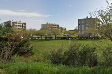 Appartement 4 pièces 585 €