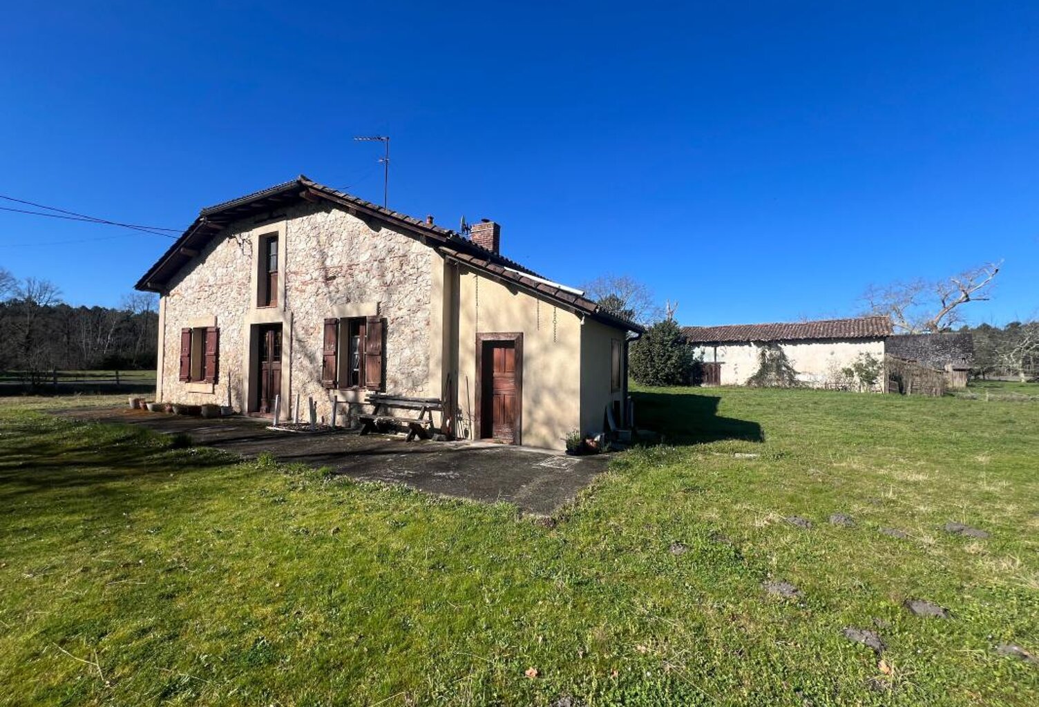 Maison À Vendre — photo 1