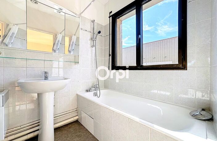 Appartement T2 – 48 m² – Centre-ville / Quartier Gare – Résidence sécurisée — photo 3