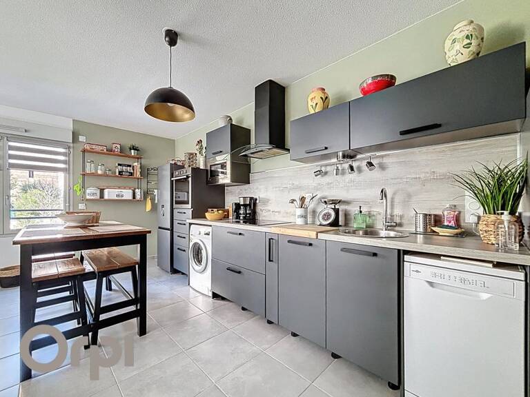 4 pièces de 76 m² avec terrasse au Muy – Résidence récente avec piscine — photo 1