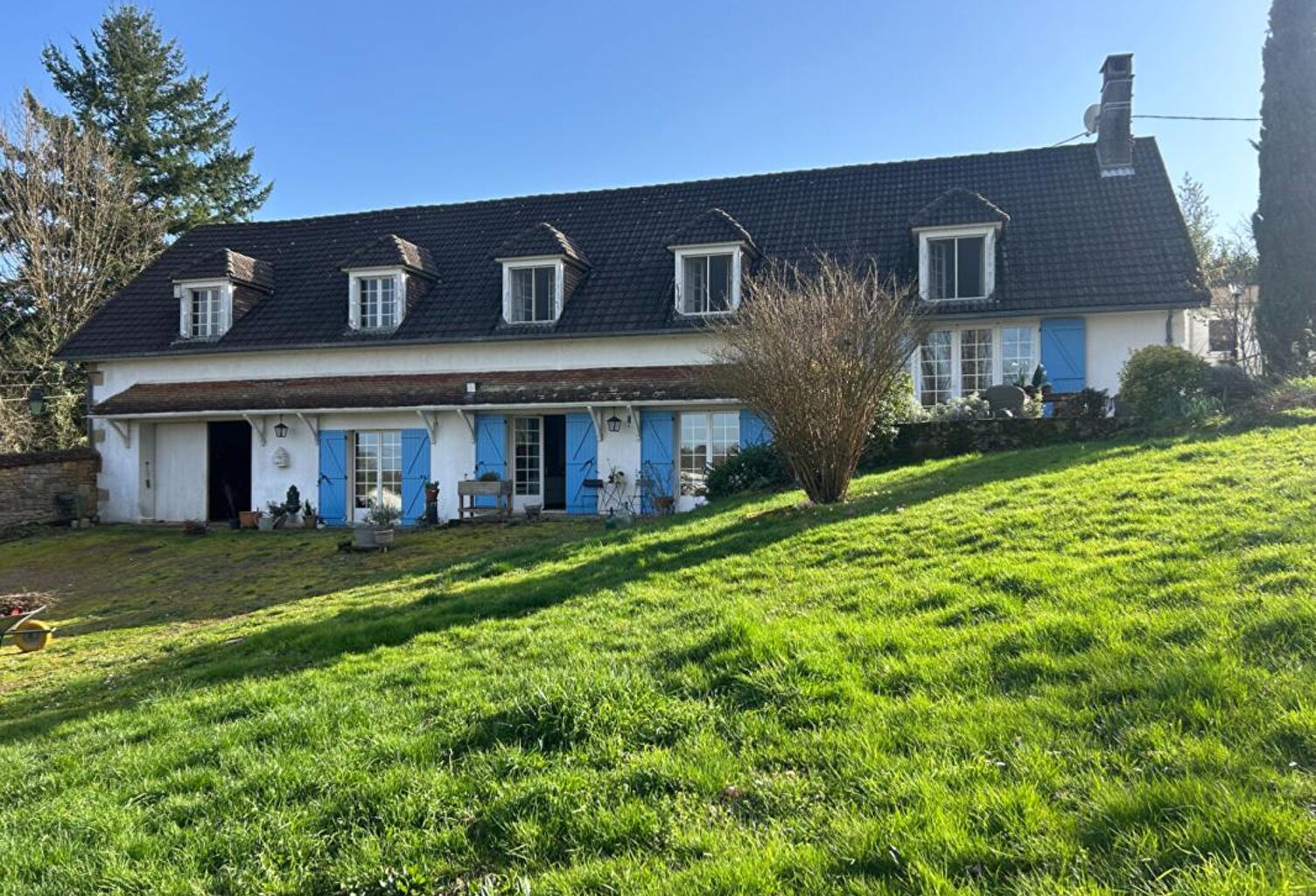 Saint Benin Des Bois Splendide maison 7 pièce(s) 194 m2 — photo 1