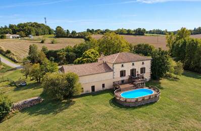 Grande ferme de caractère avec vaste grange et beaucoup d'intimité — photo du bien