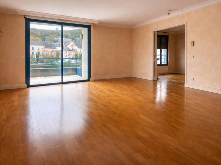 Appartement d'exception avec vue sur la Vézère - Centre-ville de Terrasson-Lavilledieu (24120) 5 pièce(s) 116 m2 — photo 1