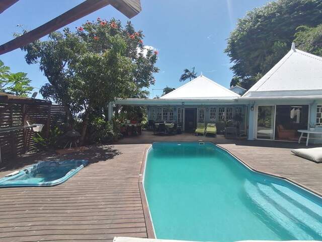 Très belle villa créole Saint-Denis La Réunion (La Montagne) 4 pièce(s) 185m² — photo du bien
