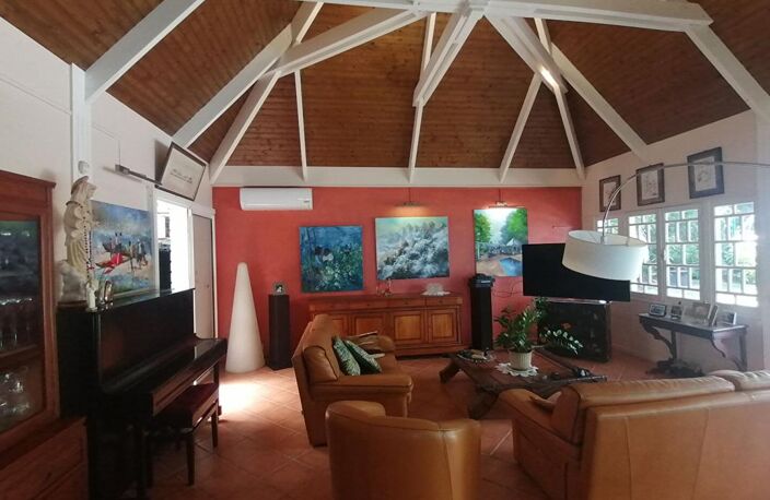 Très belle villa créole Saint-Denis La Réunion (La Montagne) 4 pièce(s) 185m² — photo 4