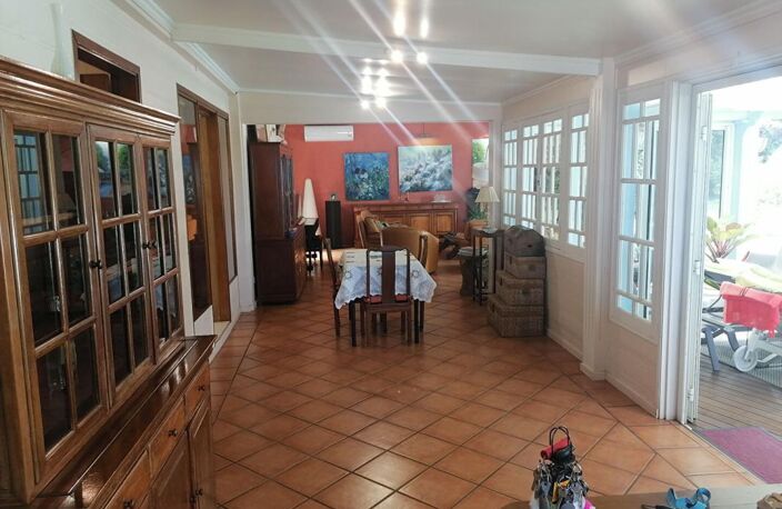 Très belle villa créole Saint-Denis La Réunion (La Montagne) 4 pièce(s) 185m² — photo 5
