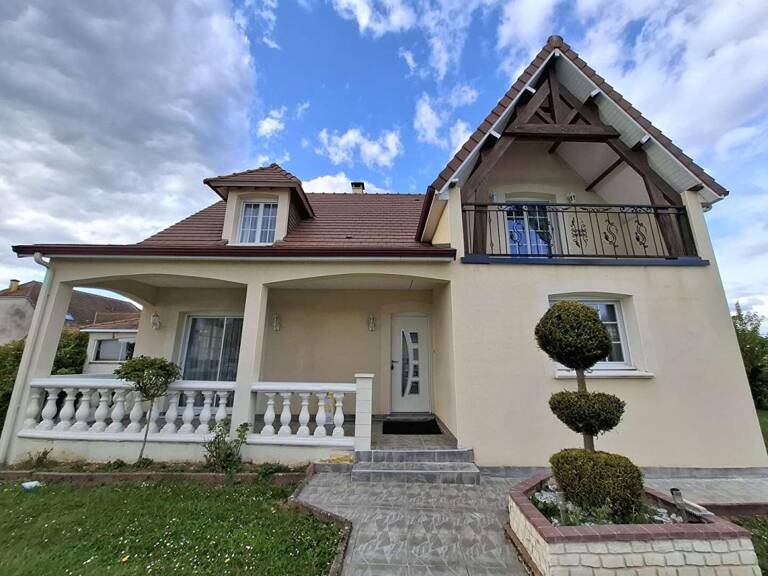 Maison/Pavillon L AIGLE 7 pièce(s) 122 m2 avec terrain 630m² — photo 1