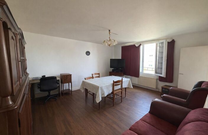 Maison sur sous sol dans un quartier calme de la ville d'Imphy — photo 5