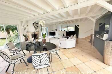 Maison 9 pièces 495000 €