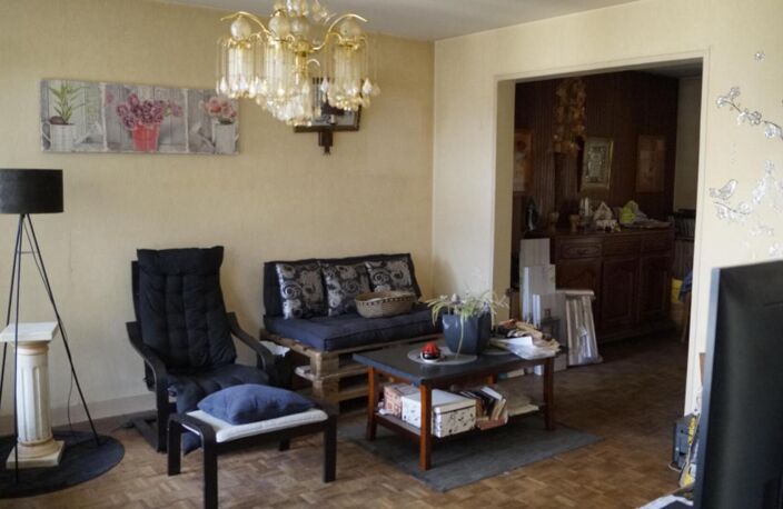 Maison Villeneuve Saint Georges sur sous-sol total + grenier aménageable — photo 2