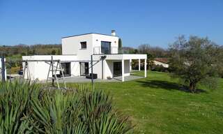 Maison 5 Pièces 147 m² à vendre à Sainte-Nathalène (24200)