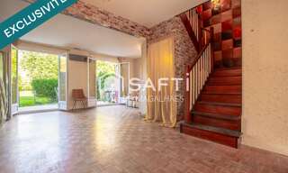 Maison 5 Pièces 115 m² à vendre à Le Mesnil-Saint-Denis (78320)