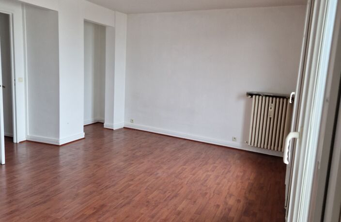 Appartement 2 pièces avec balcon en centre-ville — photo 3